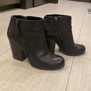Kenneth Cole booties